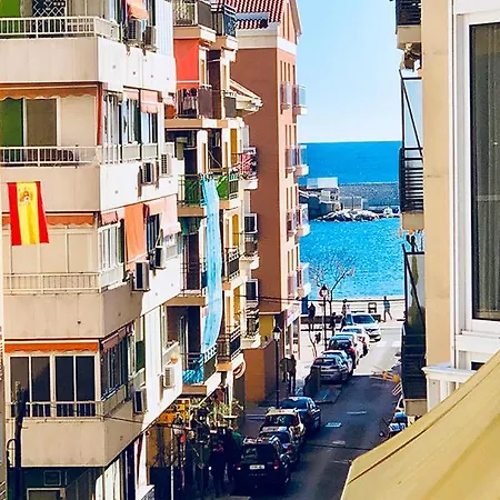 Bonito Junto A Playa Centro *