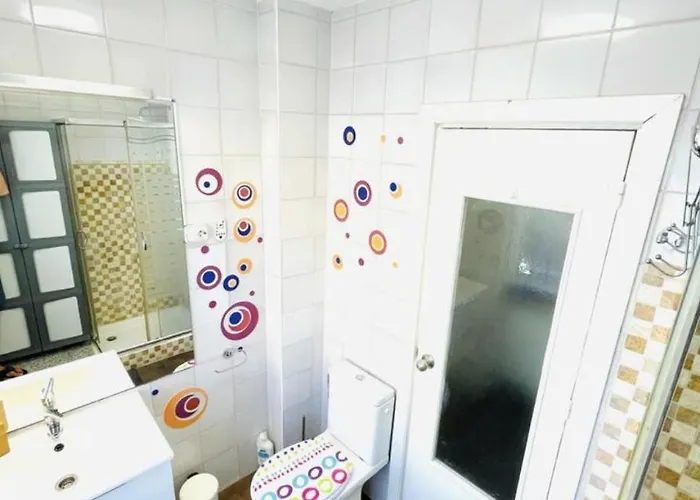 Bonito Junto A Playa Centro