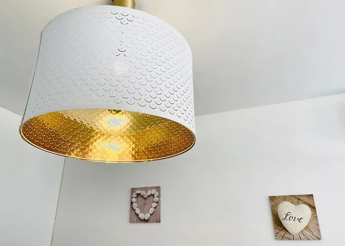 Bonito Junto A Playa Centro 푸엔히롤라